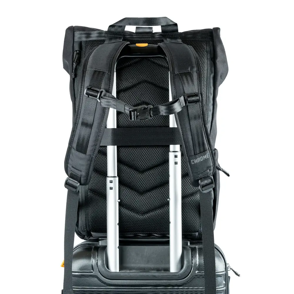 Chrome Industries Initiate 26L Pack Black – Rucksack – Detailansicht 9