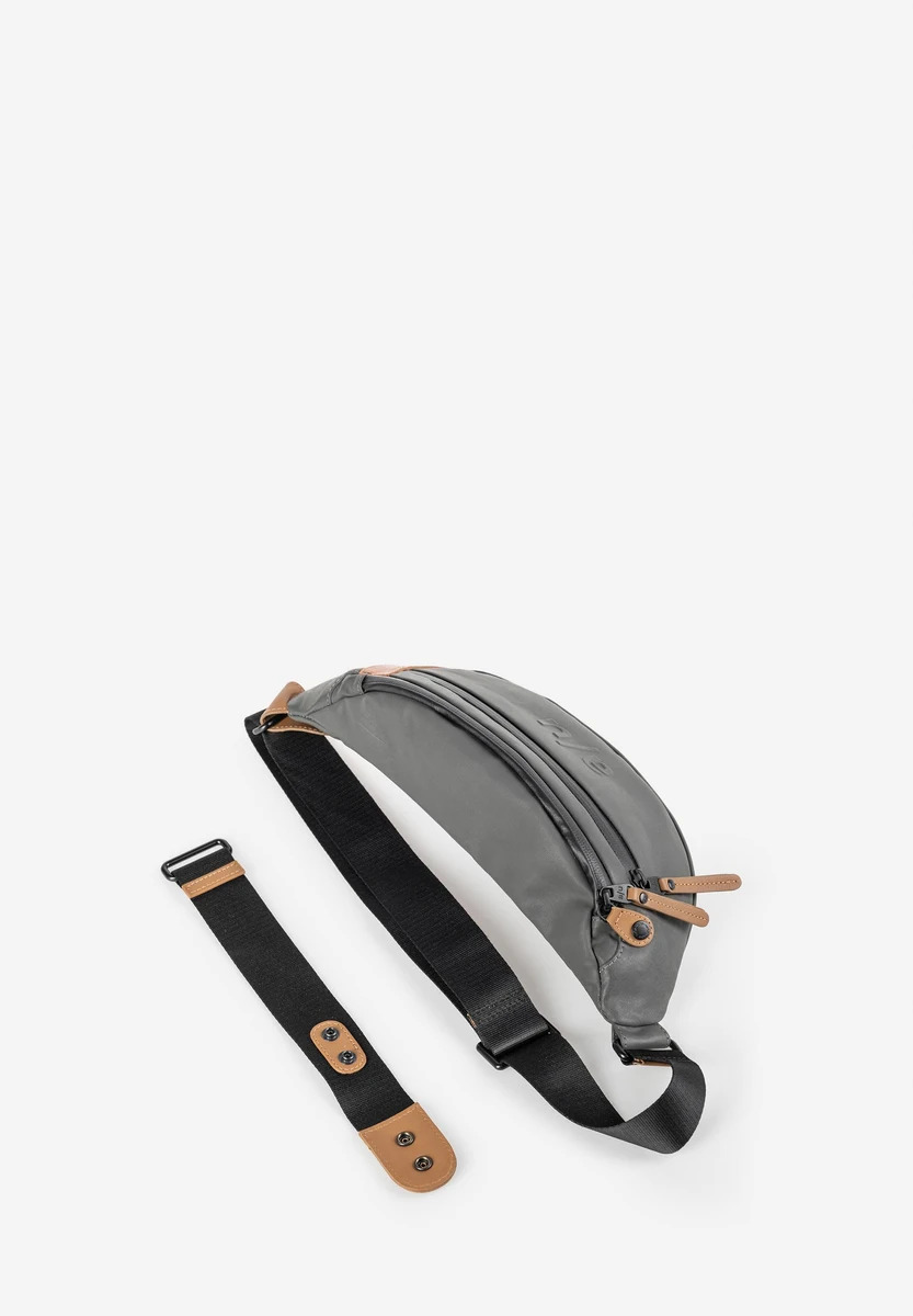 aunts & uncles Ichikawa Gravity Grey bag, product image, at Bag-Age Berlin