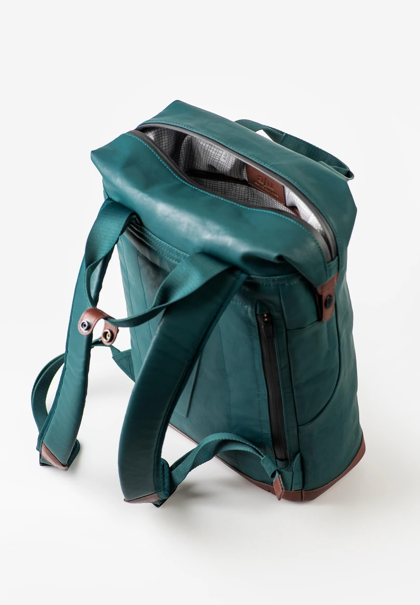 aunts & uncles Morioka Transformative Teal tas, achteraanzicht, bij Bag-Age Berlin