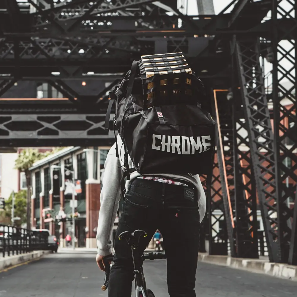 Chrome Industries Barrage Pro 80L Pack - Produktansicht (Weitere Ansicht 4)