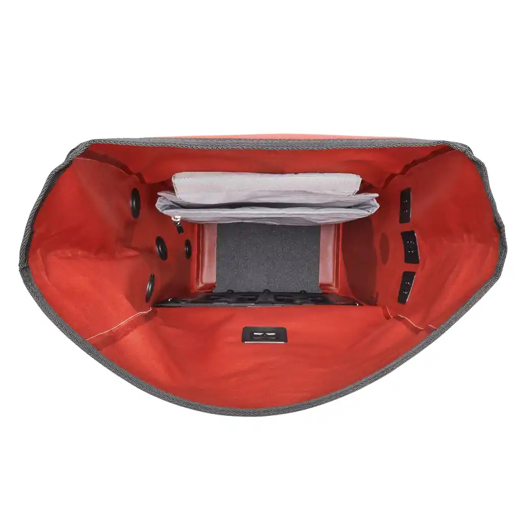 ORTLIEB Vario 26L Dark Chili, convertible backpack pannier, vue intérieure, chez Bag-Age