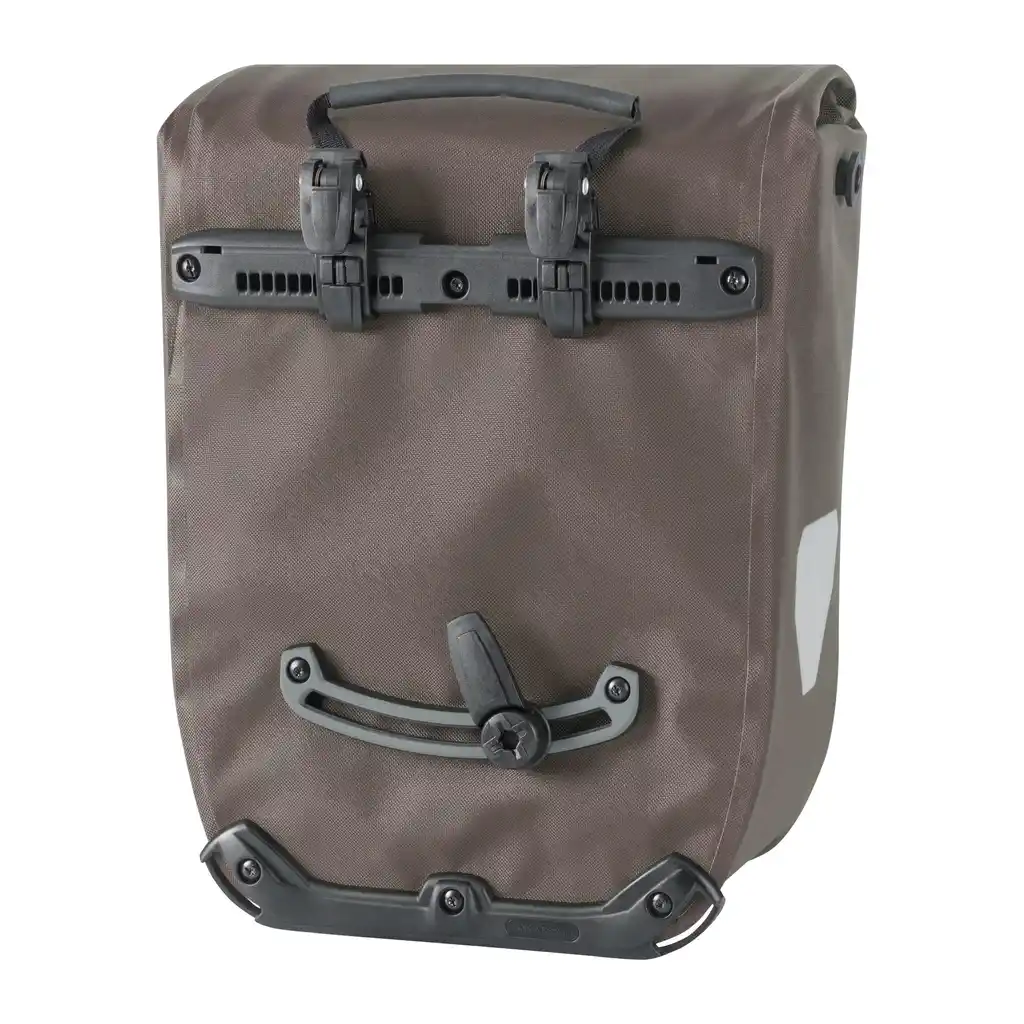 ORTLIEB Pedal-Mate Dark Sand Bike Business Bag, Rückansicht, bei Bag-Age
