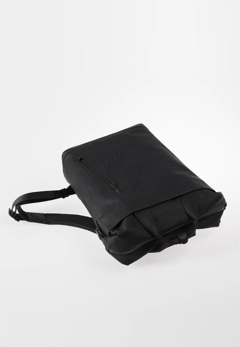 aunts & uncles Morioka Black tas, achteraanzicht, bij Bag-Age Berlin