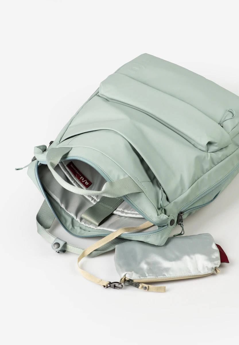 aunts & uncles Sagami RE lite Sage Green bag, product image, at Bag-Age Berlin