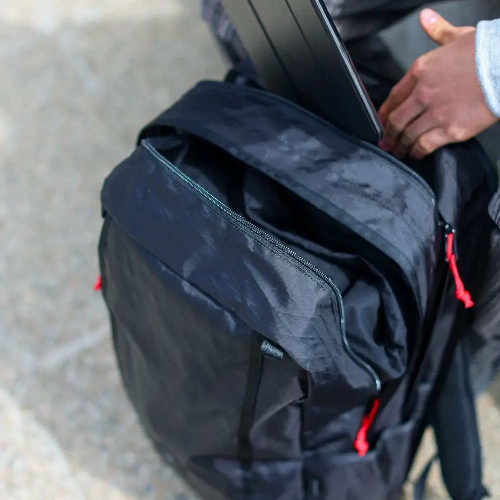 Chrome Industries Cohesive 2.0 38L Pack BJ-005-BLKX-NA-NA - Produktansicht (Weitere Ansicht 2)
