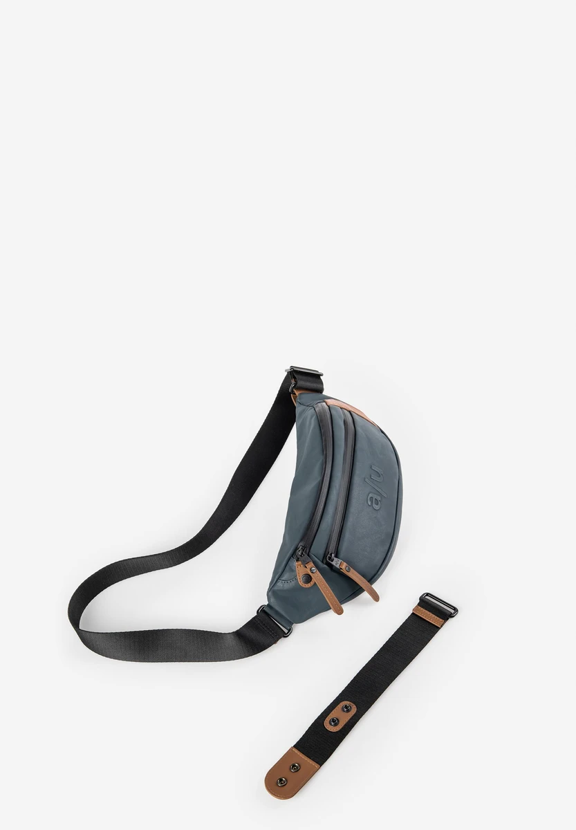 aunts & uncles Ichikawa Cosmic Void bag, product image, at Bag-Age Berlin