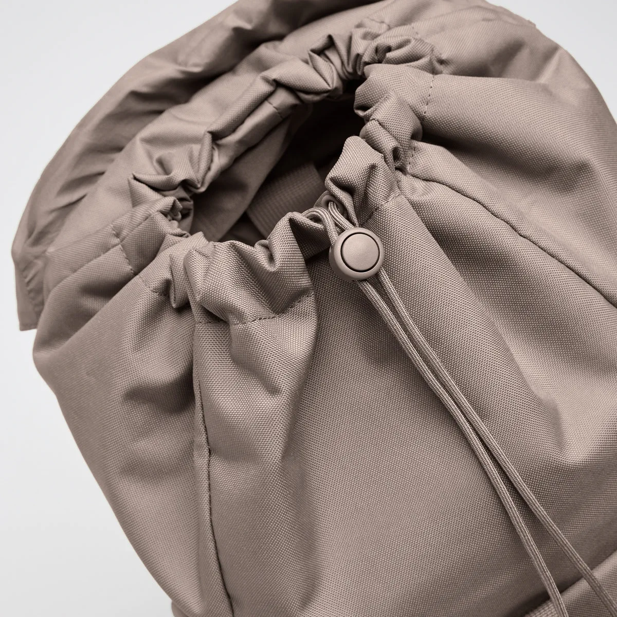 GOT BAG Flap Pack Oyster Monochrome – geöffnet | nachhaltig | Bag-Age