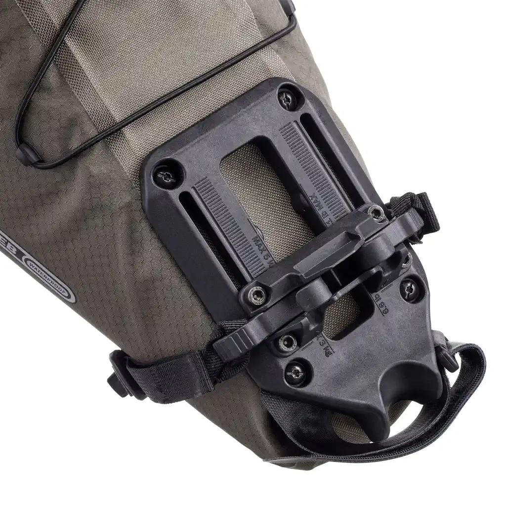 ORTLIEB Seat-Pack QR Dark Sand Satteltasche, Detailansicht, bei Bag-Age