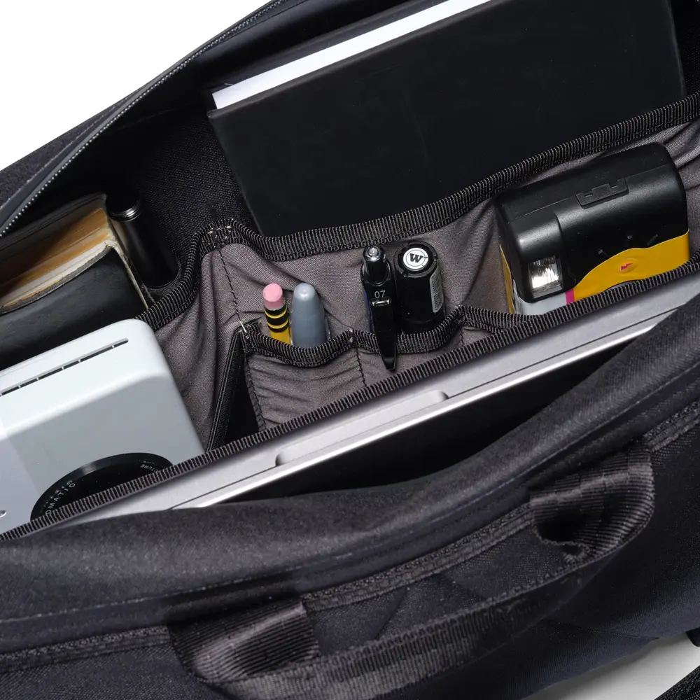 Chrome Industries Kadet Max WP Sling - Produktansicht (Weitere Ansicht 3)