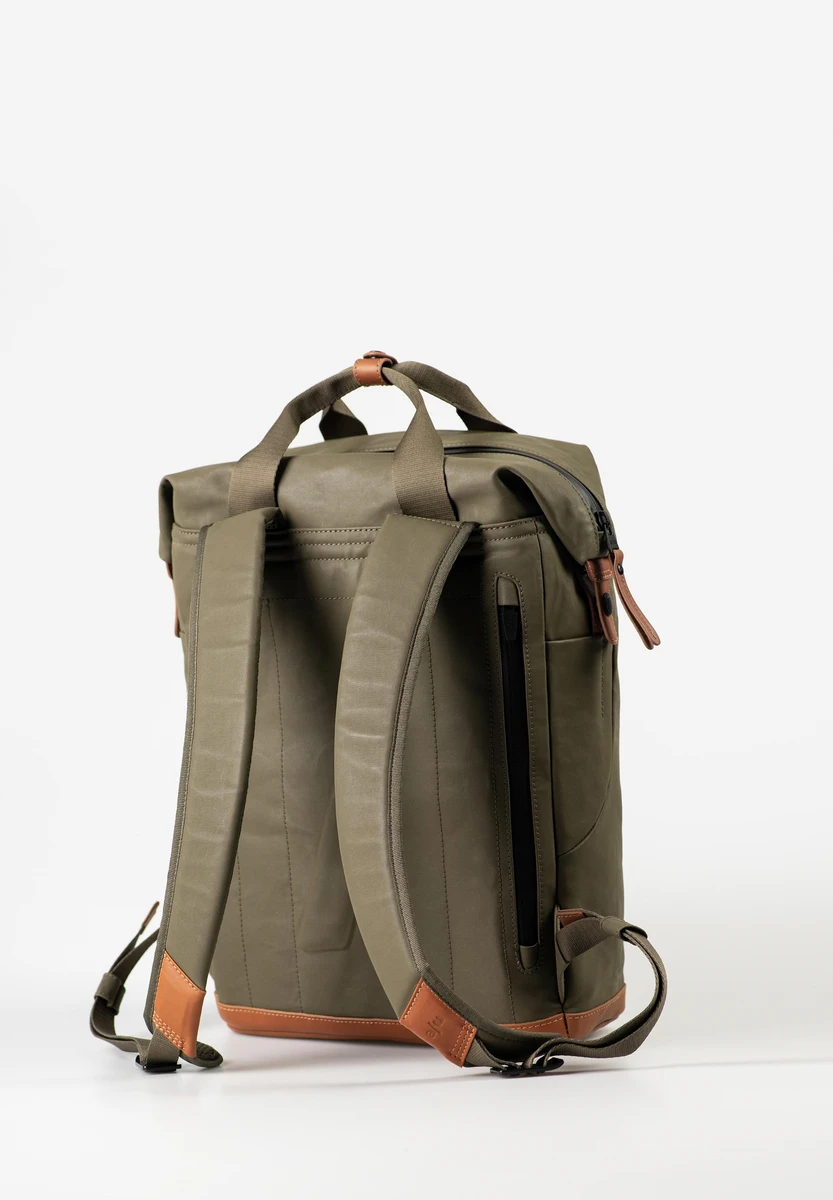 aunts & uncles Morioka Fallen Rock bag, back view, at Bag-Age Berlin