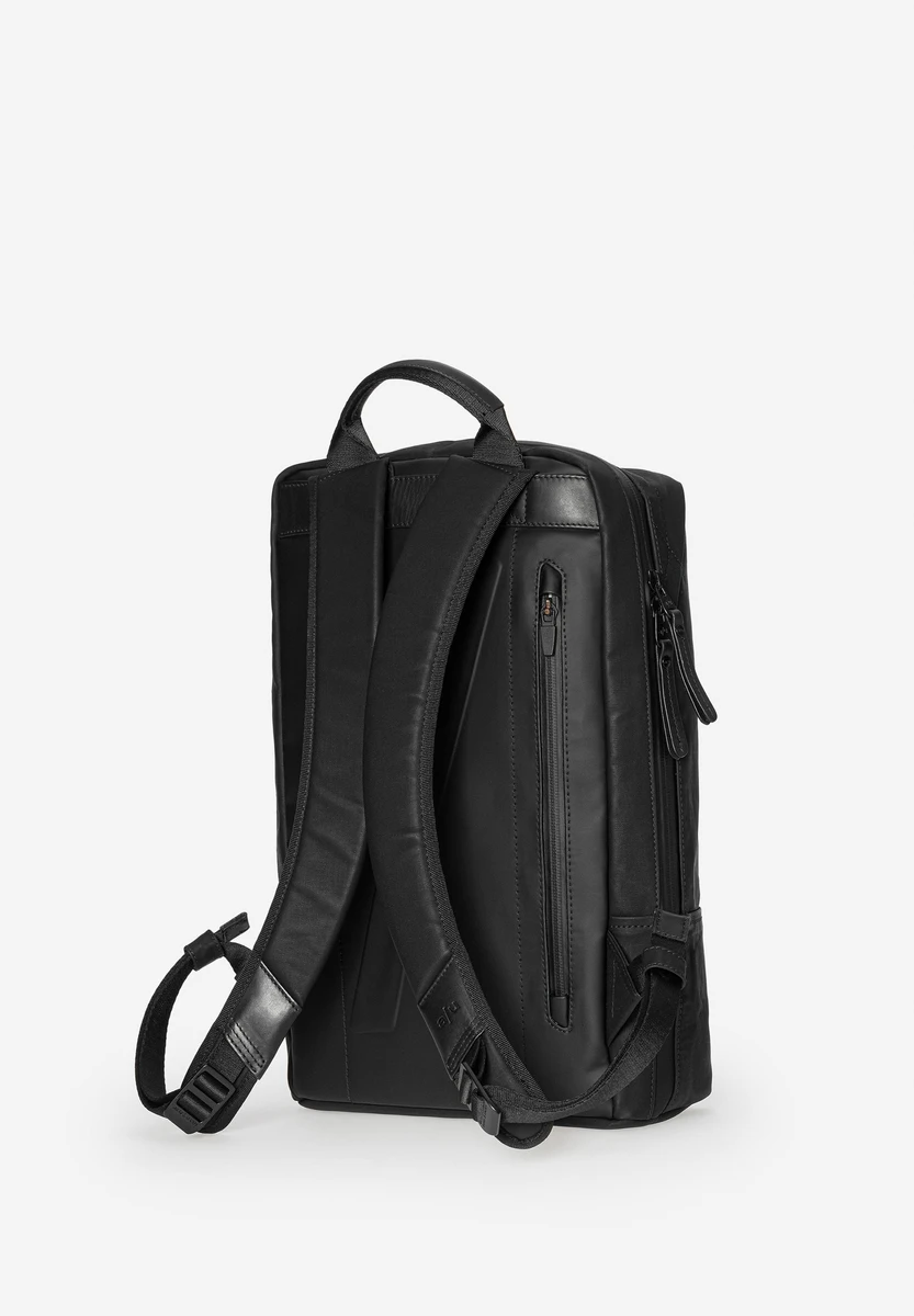 aunts & uncles Mats Black tas, achteraanzicht, bij Bag-Age Berlin