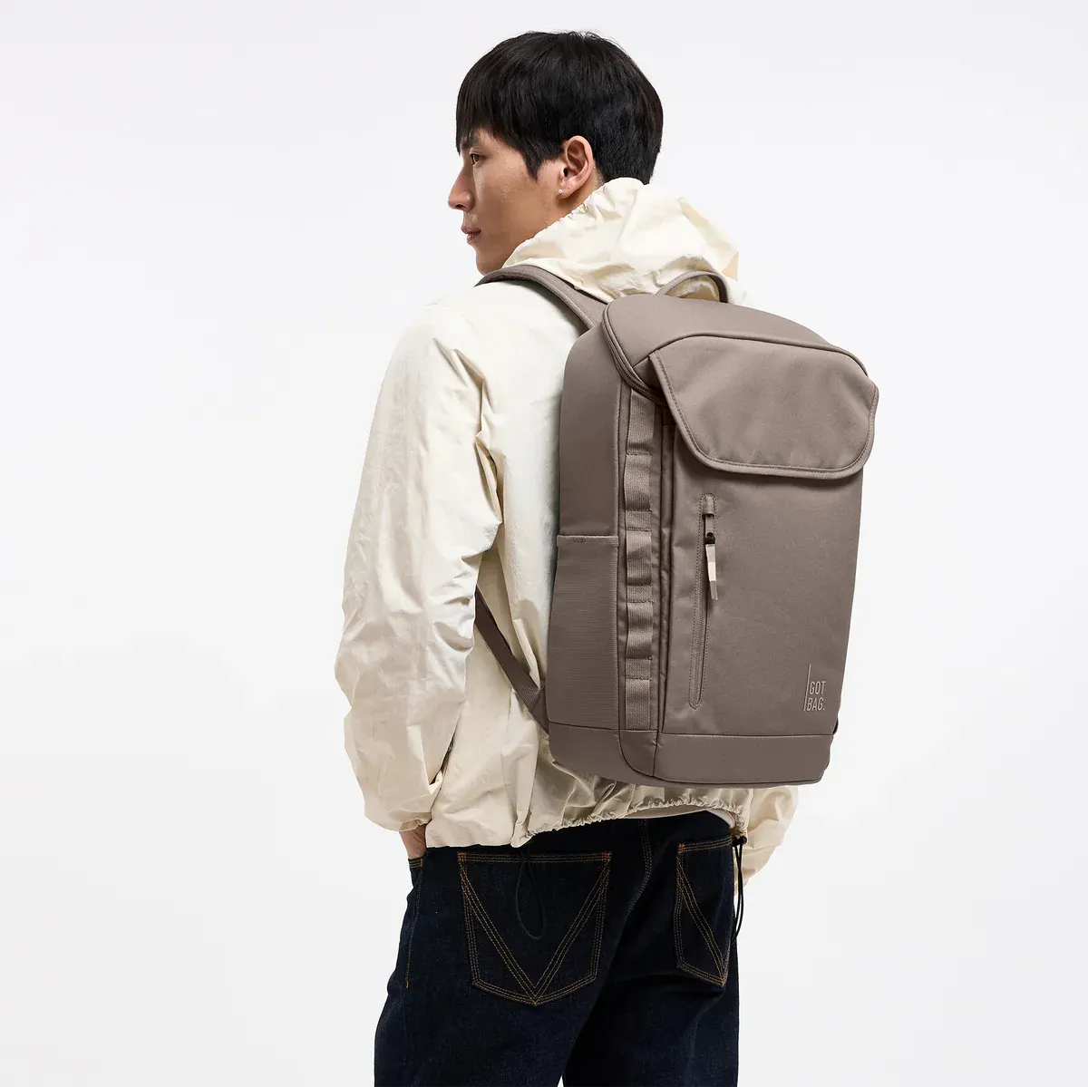 GOT BAG Pro Pack Oyster Monochrome – lifestyle photo 1 | sustainable | Bag-Age