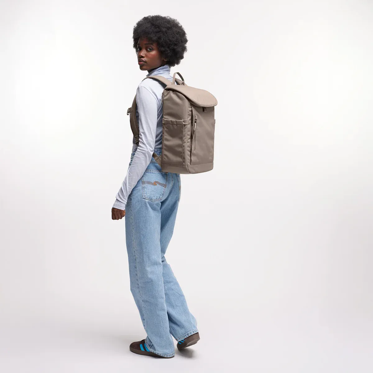 GOT BAG Serene Pack Oyster Monochrome – lifestylefoto 2 | duurzaam | Bag-Age