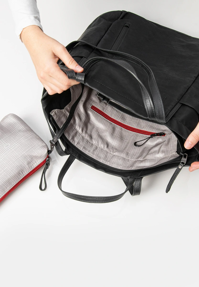 aunts & uncles Mats Black sac, image produit, chez Bag-Age Berlin