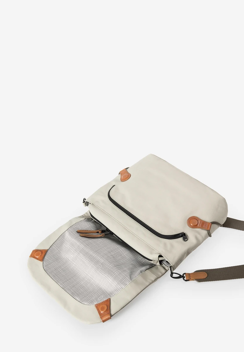 aunts & uncles Matsumoto Dust bag, product image, at Bag-Age Berlin