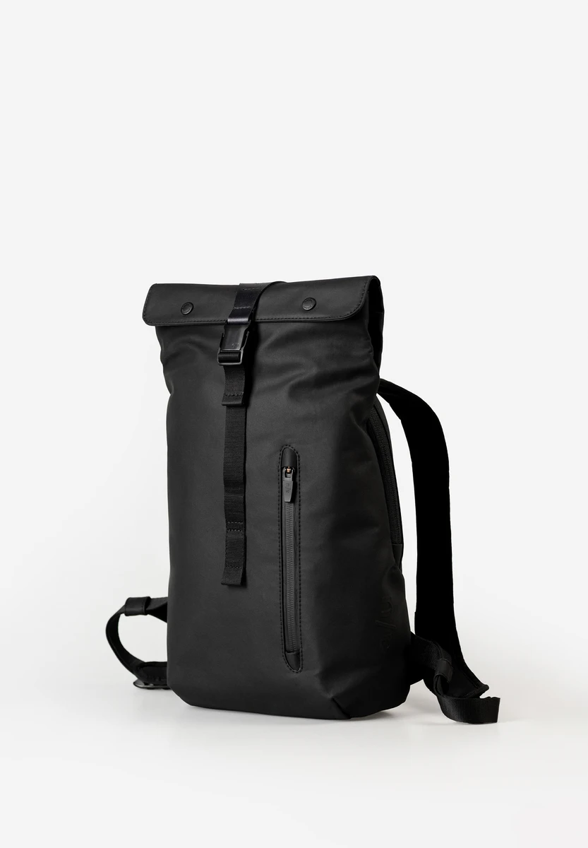 aunts & uncles Kiso RE Black bag, back view, at Bag-Age Berlin