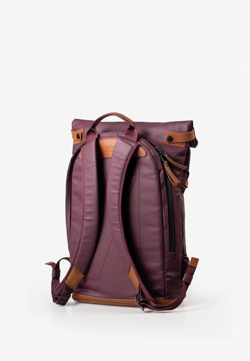 aunts & uncles Osaka Cherry Laquer bolso, vista trasera, en Bag-Age Berlin