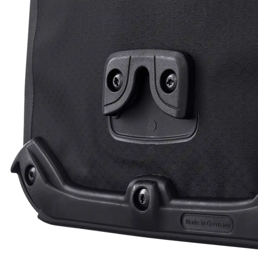 ORTLIEB Gravel-Pack Single Black Matt Fahrradtasche, Detailansicht, bei Bag-Age