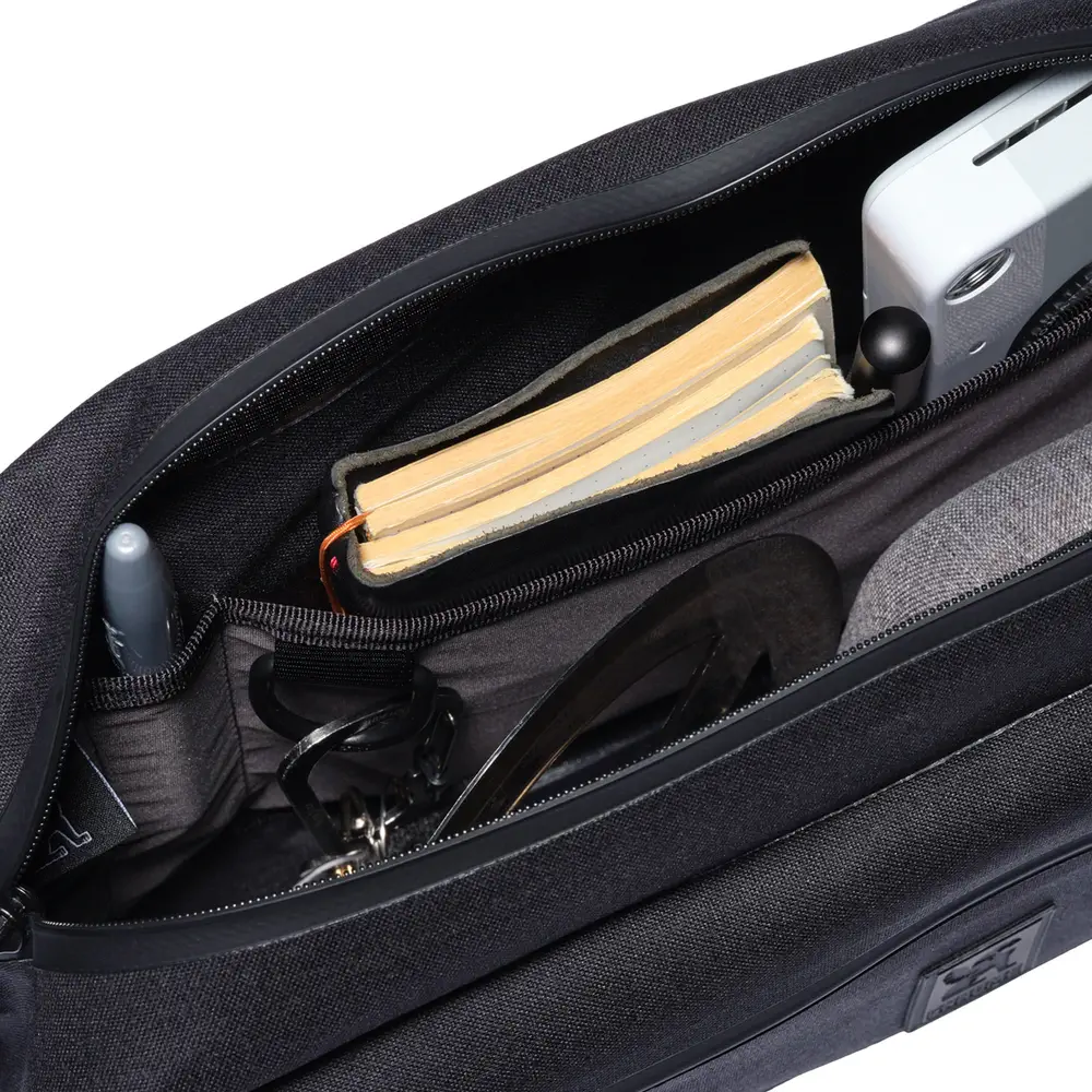 Chrome Industries Kadet WP Sling - Produktansicht (Weitere Ansicht 3)