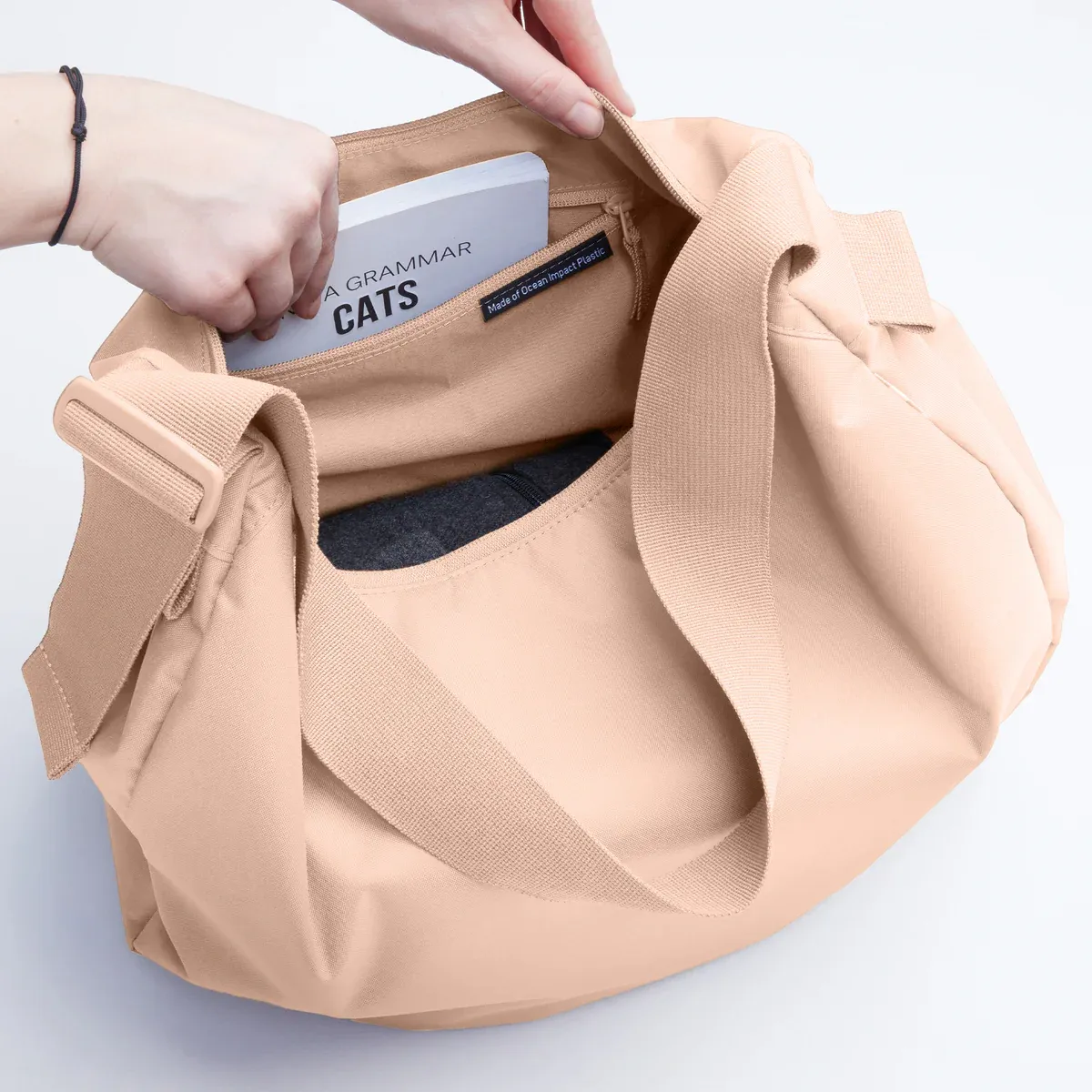 GOT BAG Curved Bag Pearl Monochrome – product image | sustainable | Bag-Age