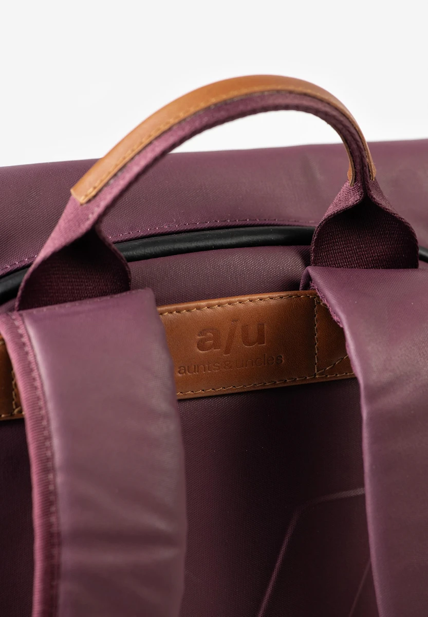 aunts & uncles Wakayama Cherry Laquer saco, vista traseira, na Bag-Age Berlin