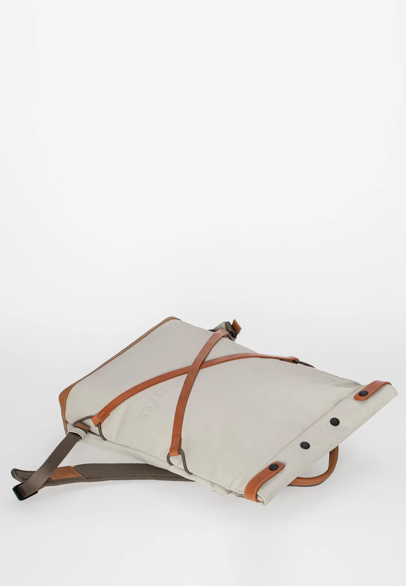 aunts & uncles Yokohama Dust bag, back view, at Bag-Age Berlin