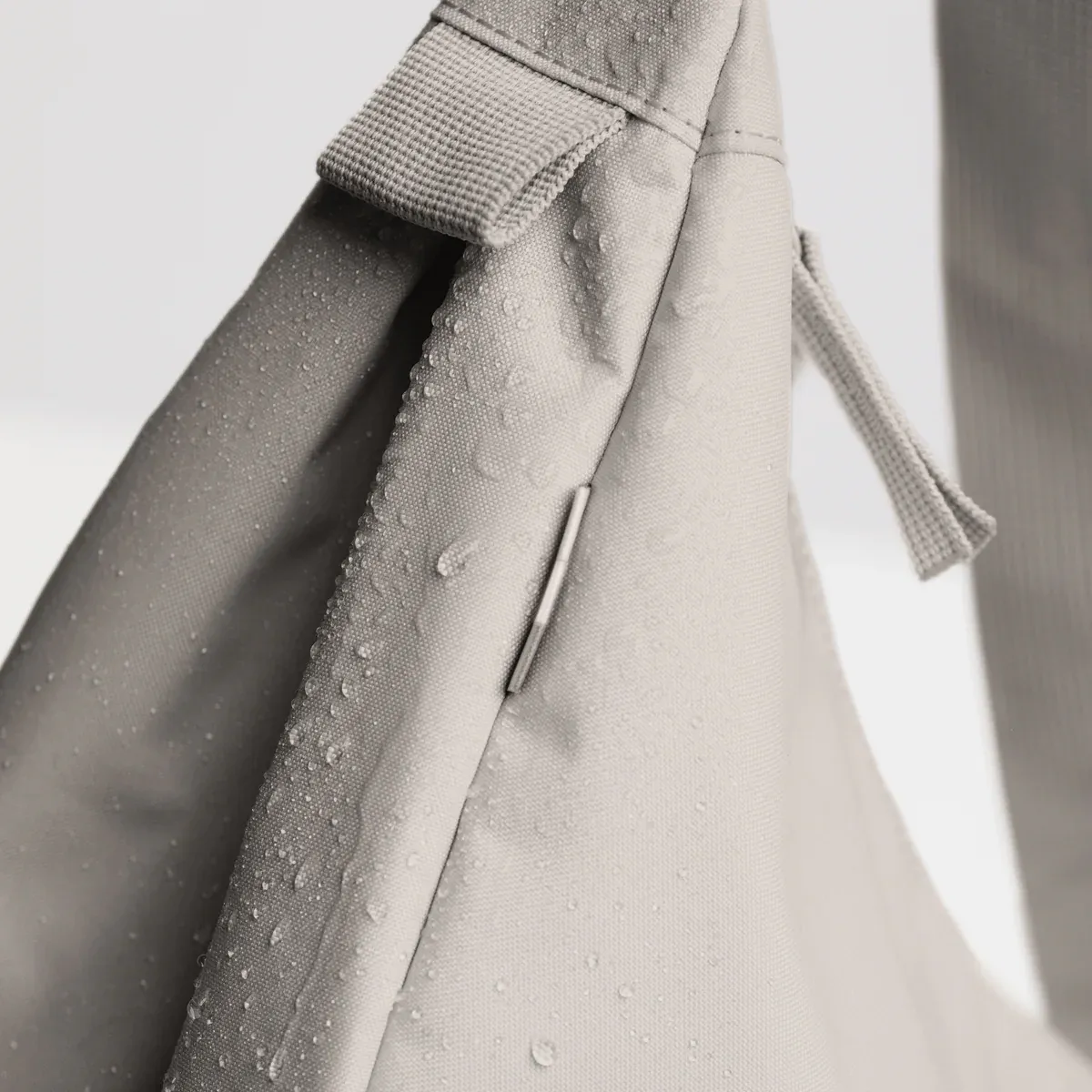 GOT BAG Moon Bag Large Clam Monochrome – detail view | sustainable | Bag-Age