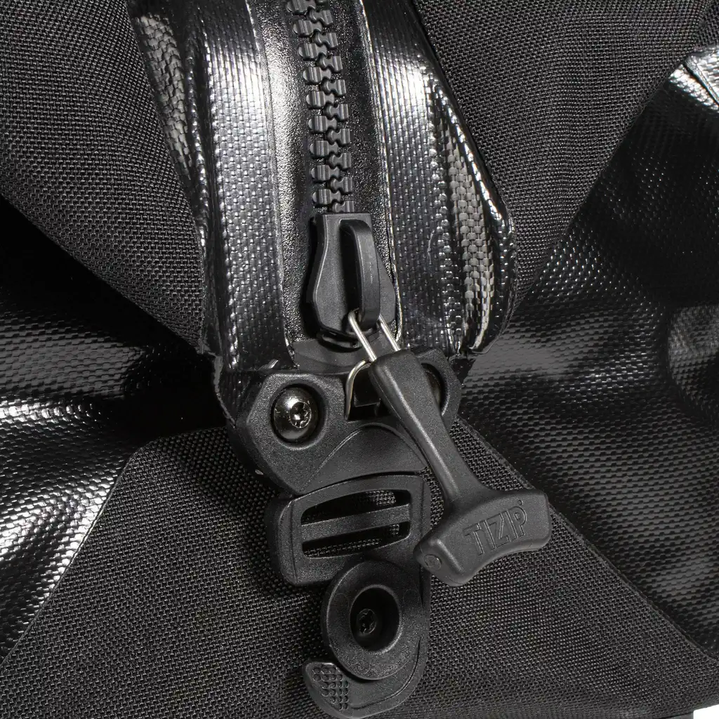 ORTLIEB Duffle RS Black wheeled duffle, detail view, at Bag-Age