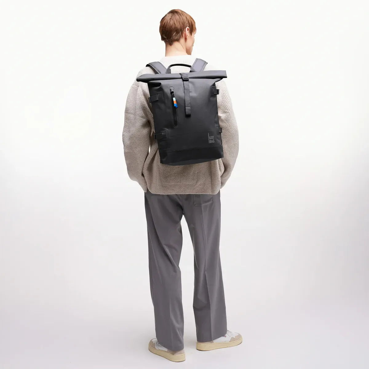 GOT BAG Rolltop 2.0 Shark – zdjęcie lifestyle 2 | zrównoważona | Bag-Age