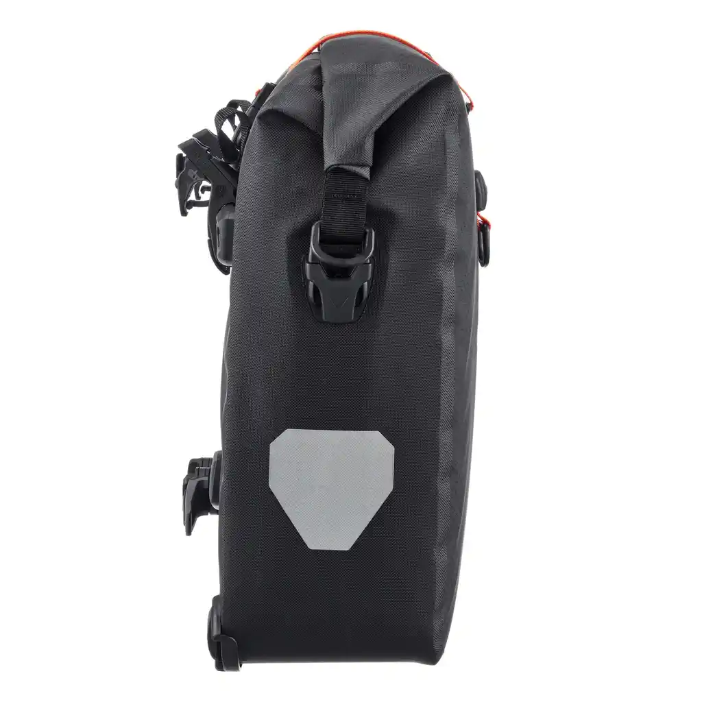 ORTLIEB Gravel-Pack Black Matt Fahrradtasche, Seitenansicht, bei Bag-Age