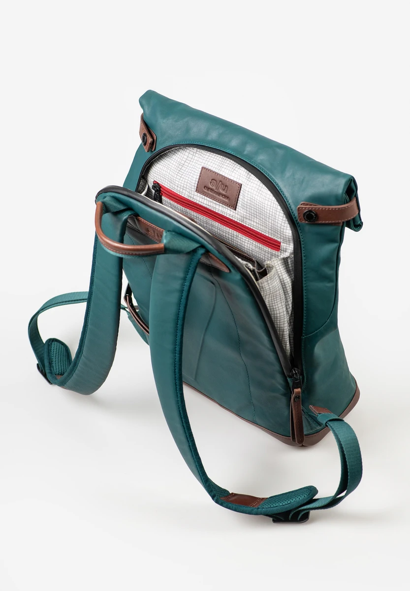 aunts & uncles Wakayama Transformative Teal saco, vista traseira, na Bag-Age Berlin