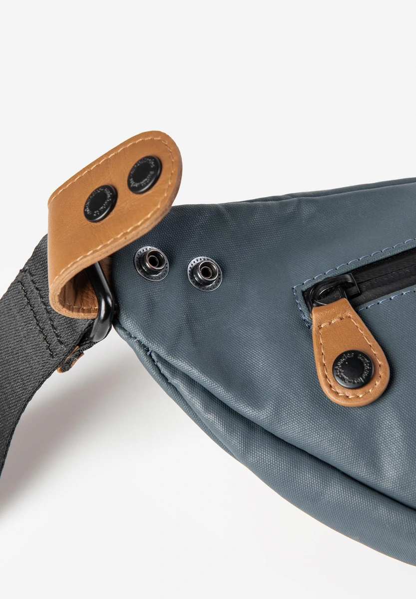 aunts & uncles Ichikawa Cosmic Void bag, product image, at Bag-Age Berlin