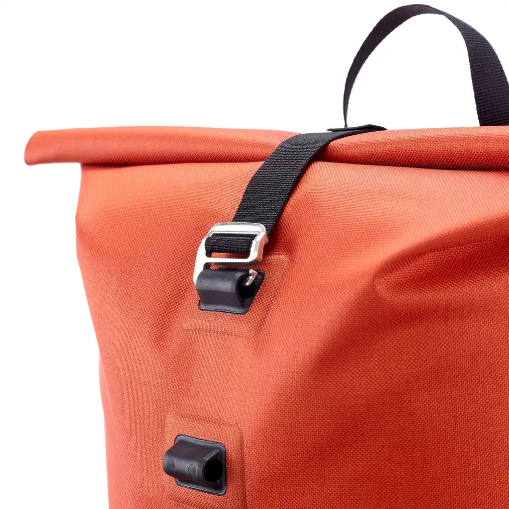 ORTLIEB Commuter-Daypack Rooibos laptop backpack, detail view, at Bag-Age