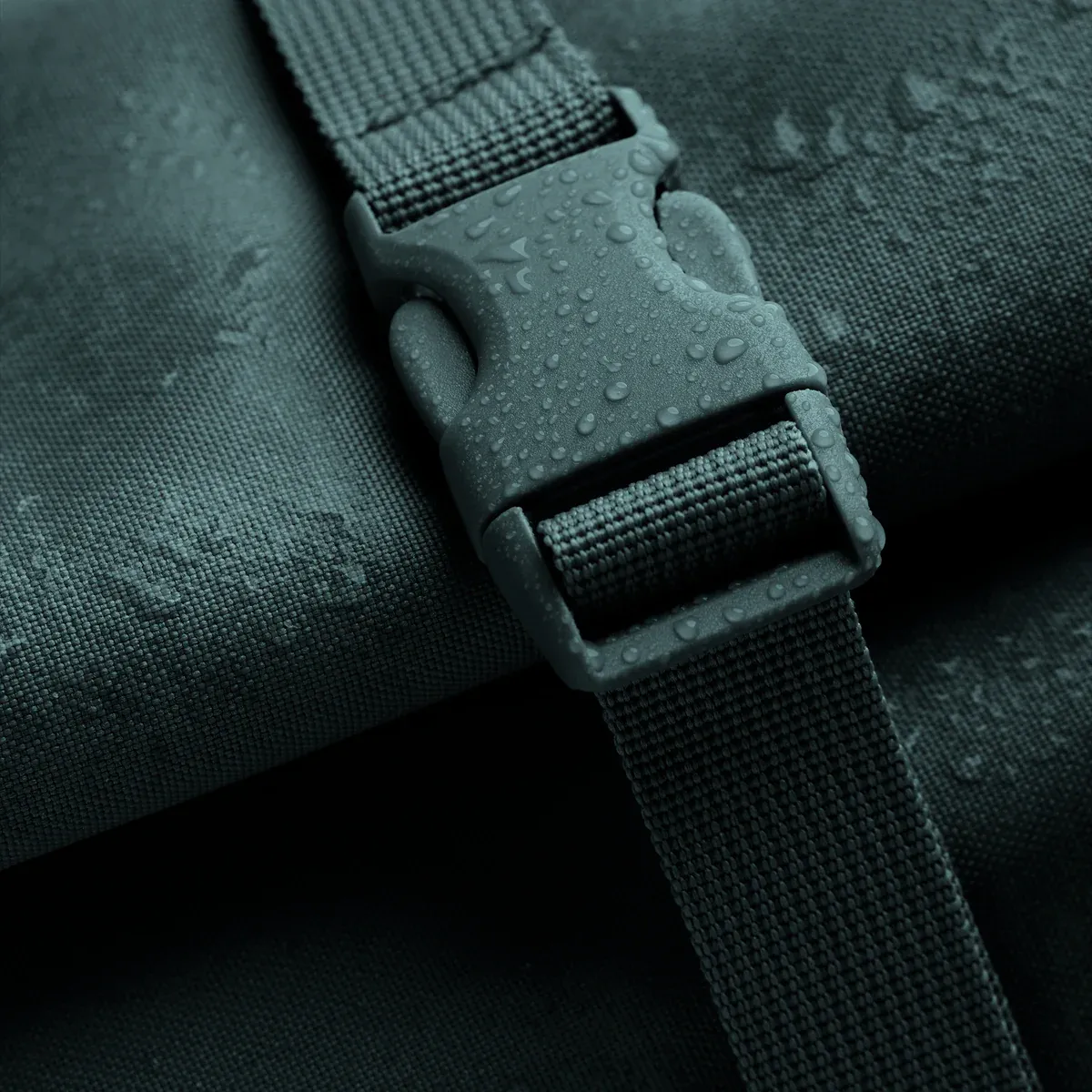 GOT BAG Rolltop Lite 2.0 Sea Teal Monochrome – detail view 1 | sustainable | Bag-Age