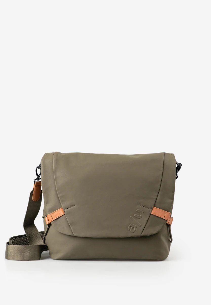 aunts & uncles Matsumoto Fallen Rock Tasche, Vorderansicht, bei Bag-Age Berlin kaufen