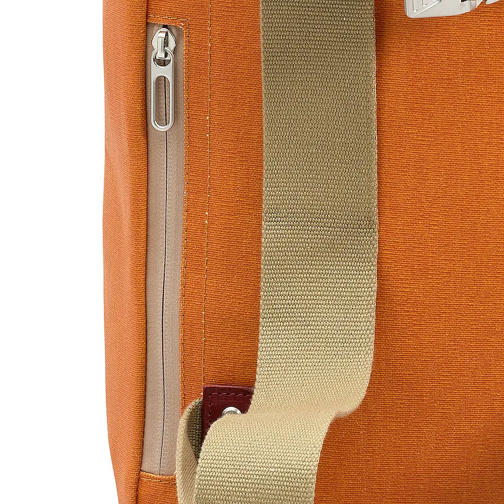 Brooks England Pickwick Cotton Canvas Rucksack in Goose Beak / Maroon – Ansicht 7