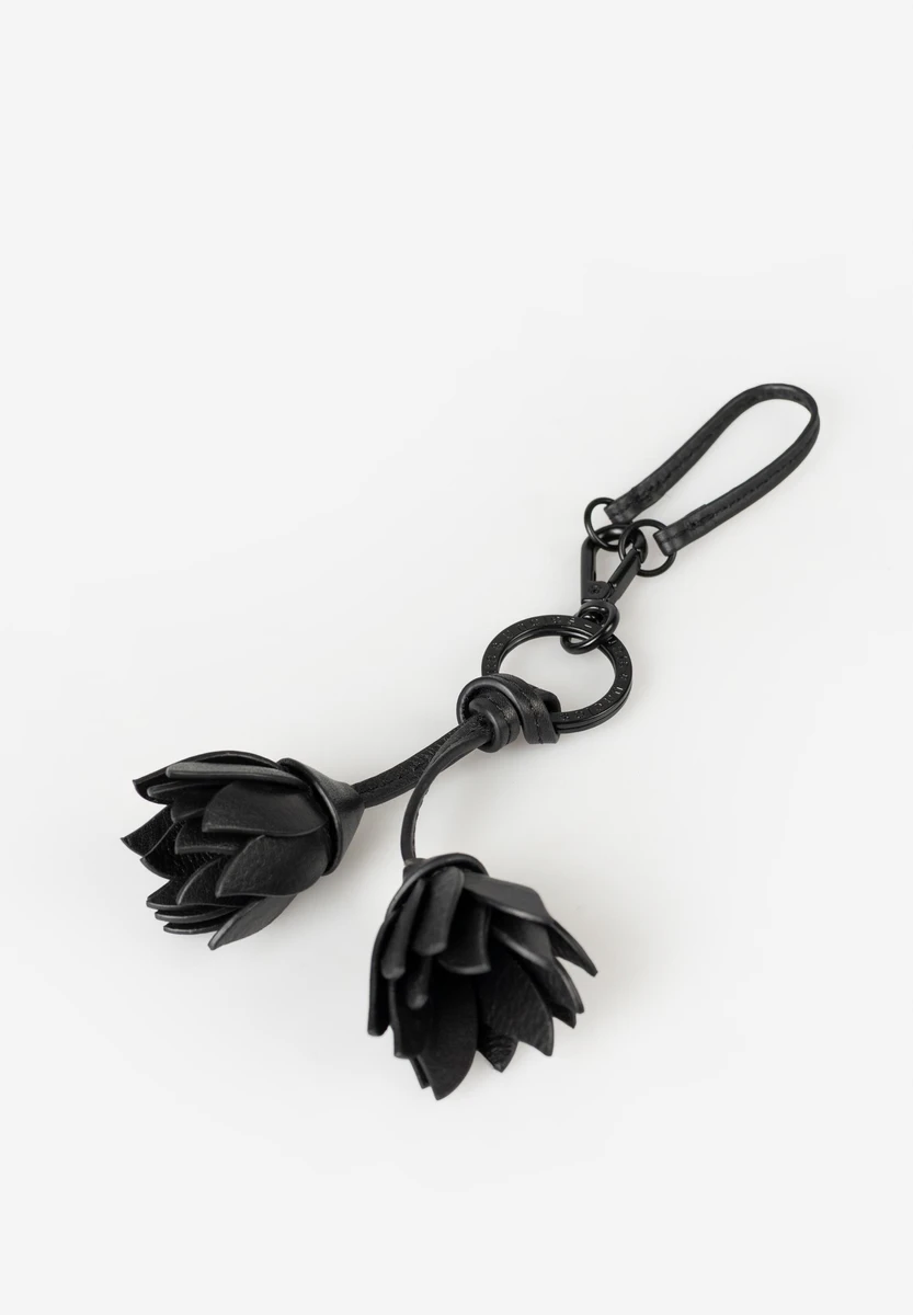 Aunts & Uncles Crocus Charm Black Smoke – Taschenanhänger – Schwarz/Grau – Produktansicht 2