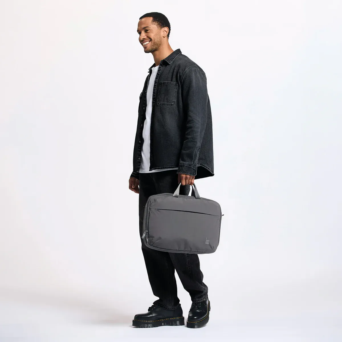 GOT BAG Commuter Bag Shark Monochrome – Produktbild | nachhaltig | Bag-Age