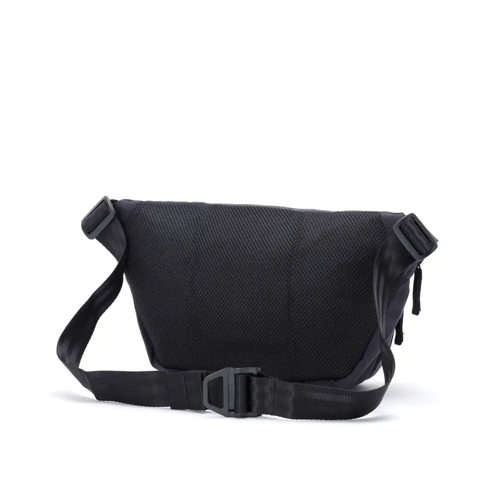 Chrome Industries Bot Flap 5L Sling BJ-009-BCVL-NA-NA – Produktansicht
