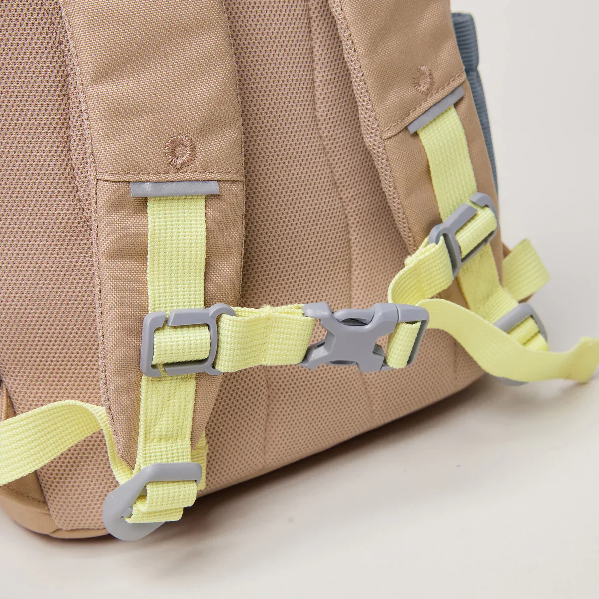 GOT BAG Kids Adventure Daypack Sandbar Multi – vista detalhe 2 | sustentável | Bag-Age