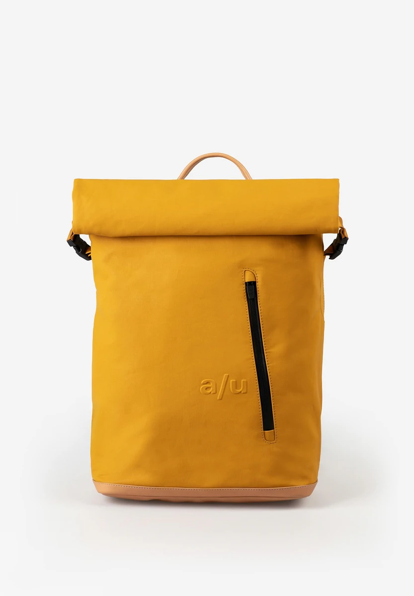 aunts & uncles Fukui Amber bag, front view, at Bag-Age Berlin