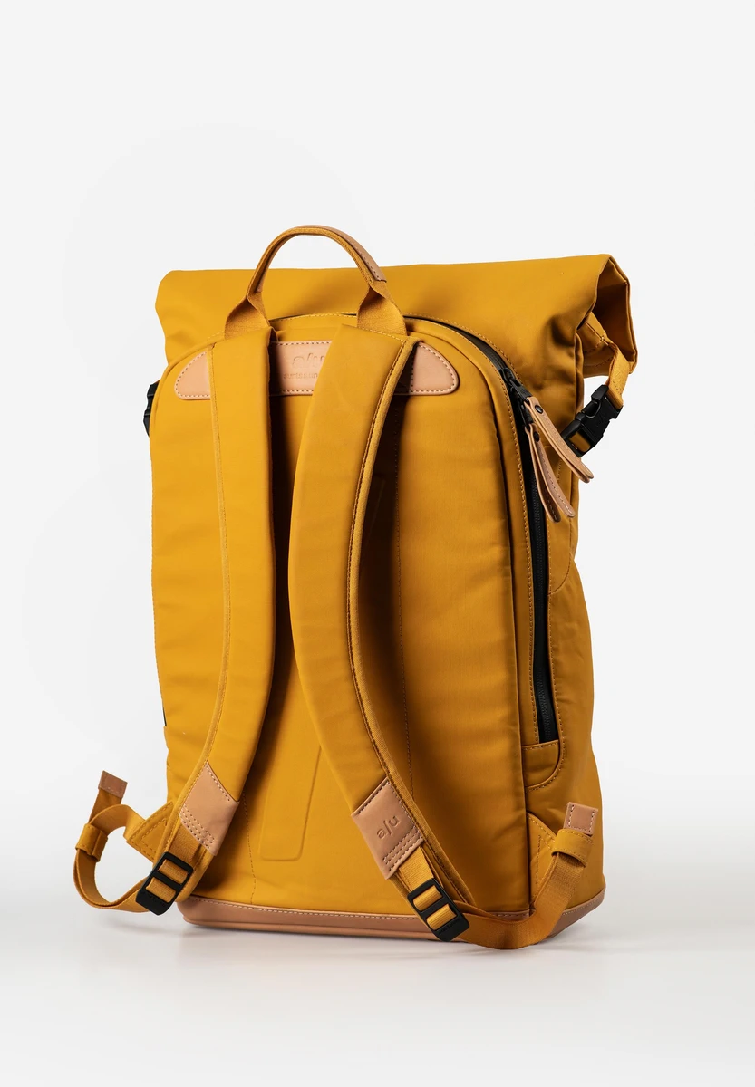 aunts & uncles Fukui Amber bag, back view, at Bag-Age Berlin