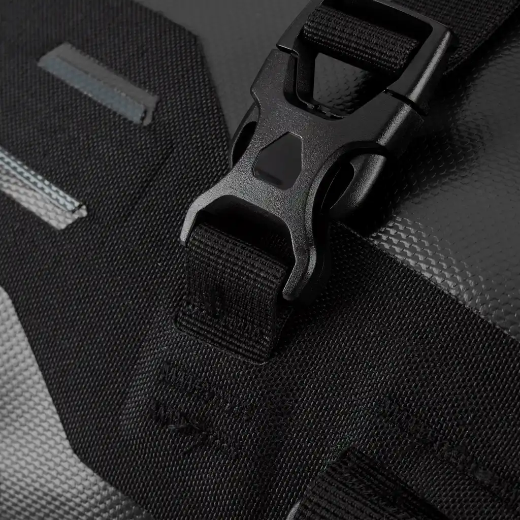 ORTLIEB Duffle RC Black duffle / travel bag, detailaanzicht, bij Bag-Age