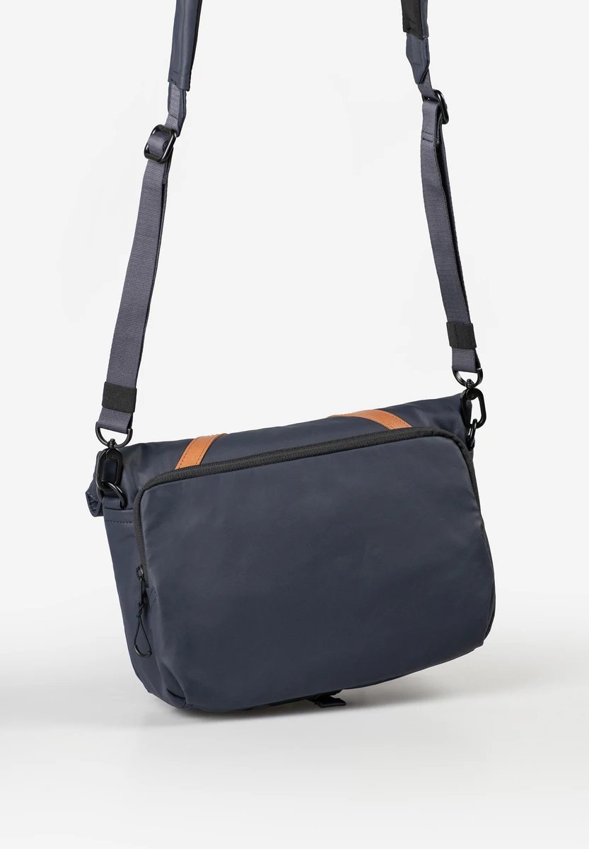 aunts & uncles Takahashi RE Outer Space tas, productafbeelding, bij Bag-Age Berlin