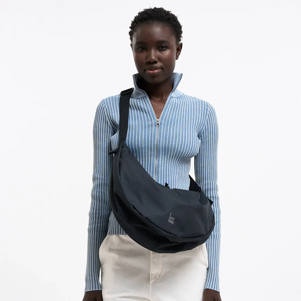 GOT BAG Moon Bag Large Black Monochrome – foto lifestyle 1 | sustentável | Bag-Age