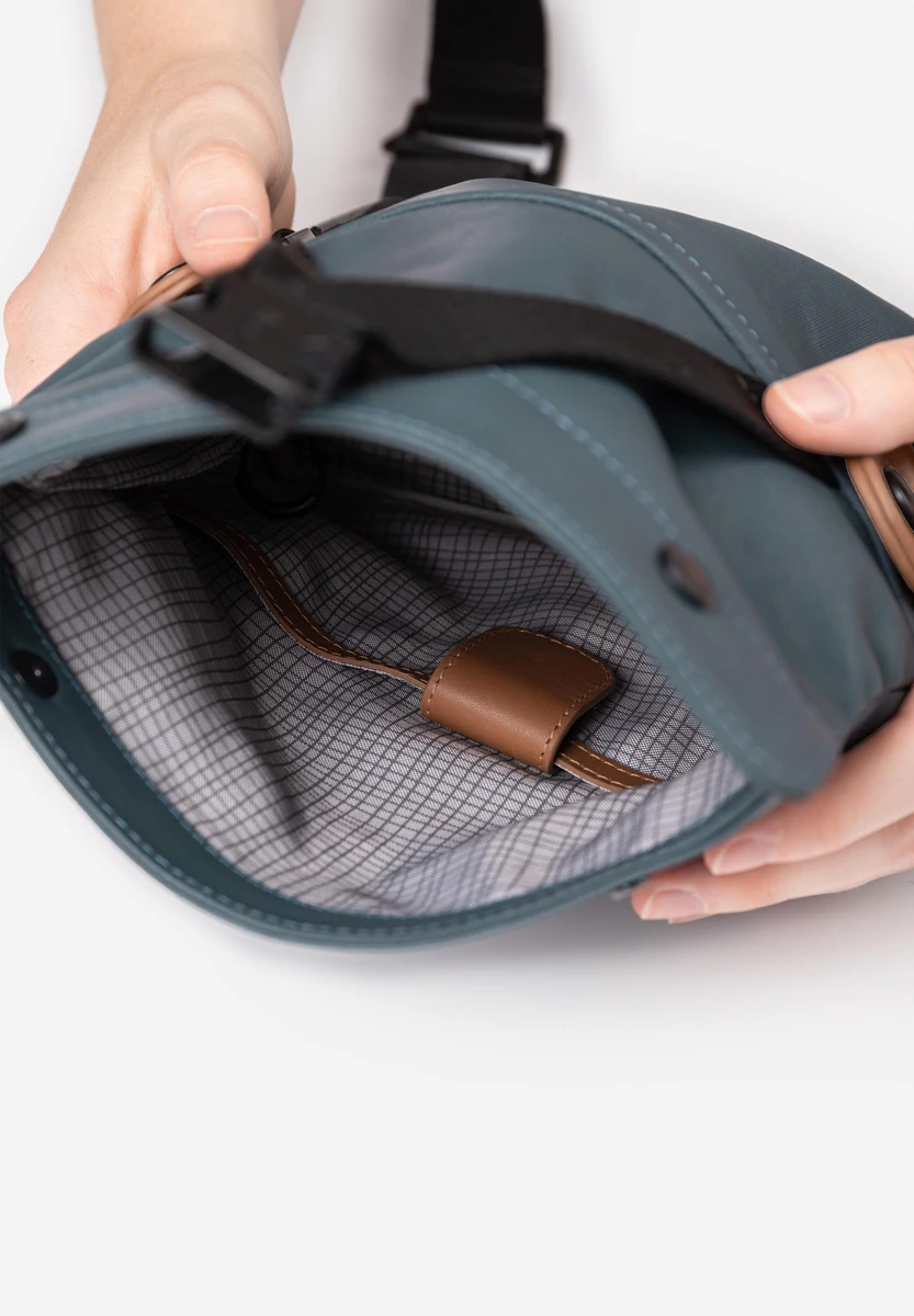 aunts & uncles Tsu Cosmic Void borsa, immagine prodotto, da Bag-Age Berlin