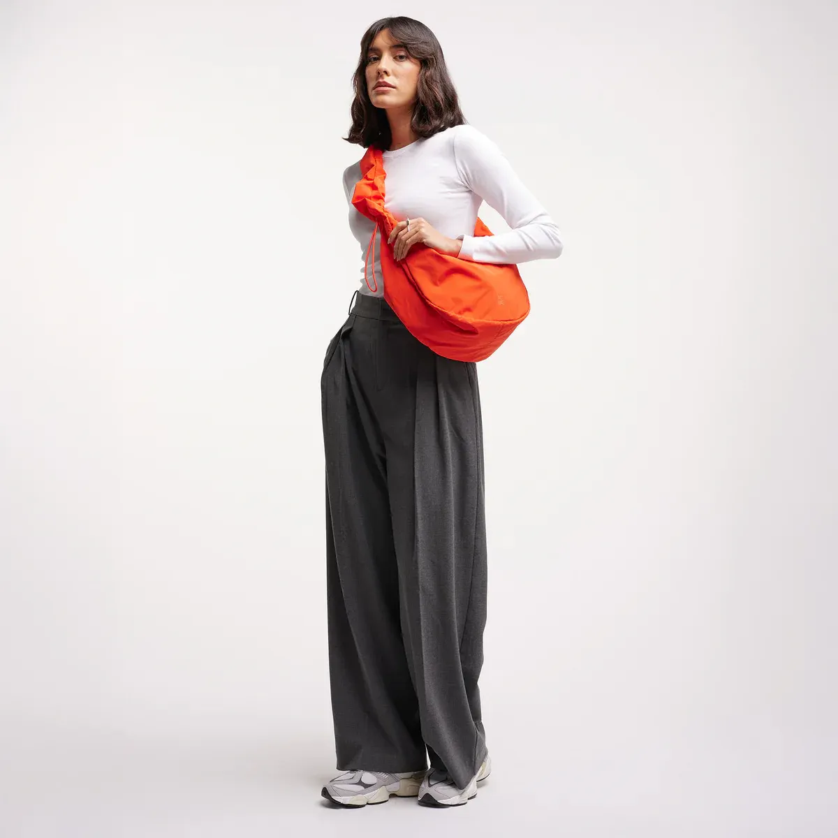 GOT BAG Moon Bag Ruffle Vichy Hot Coral Monochrome – photo lifestyle 4 | durable | Bag-Age