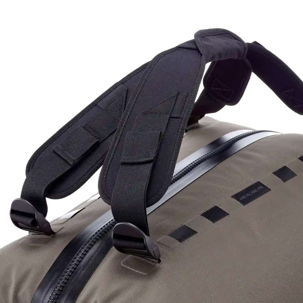 ORTLIEB Duffle Lite Dark Sand duffle / travel bag, detail view, at Bag-Age