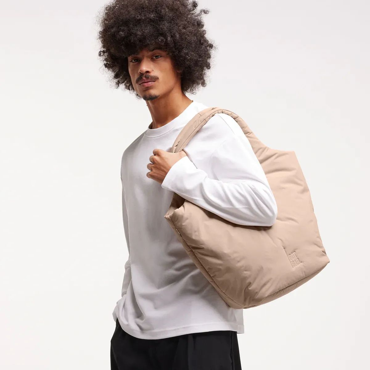 GOT BAG Cloud Tote Bag Sandbar Monochrome – photo lifestyle 2 | durable | Bag-Age