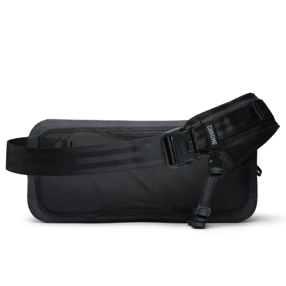 Chrome Industries Kadet WP Sling BG-393-BK-NA-NA – Produktansicht